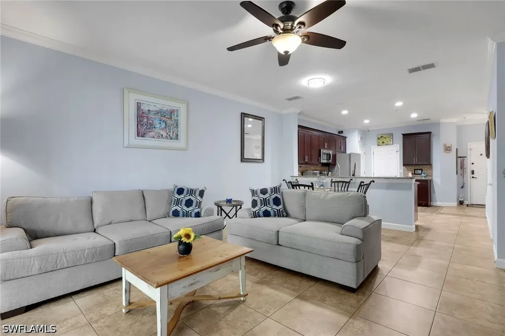 1289 Oxford Lane Naples FL 34105