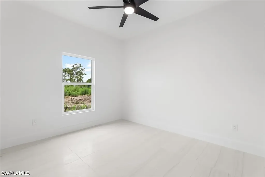 2805 Connie Avenue N Lehigh Acres FL 33971
