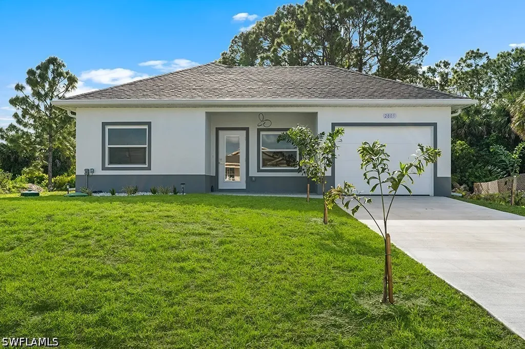 2805 Connie Avenue N Lehigh Acres FL 33971