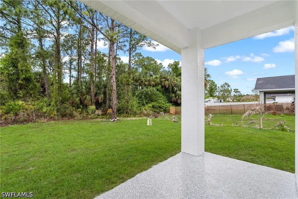 2805 Connie Avenue N Lehigh Acres FL 33971