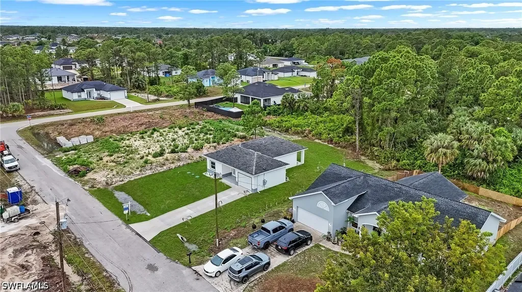 2805 Connie Avenue N Lehigh Acres FL 33971