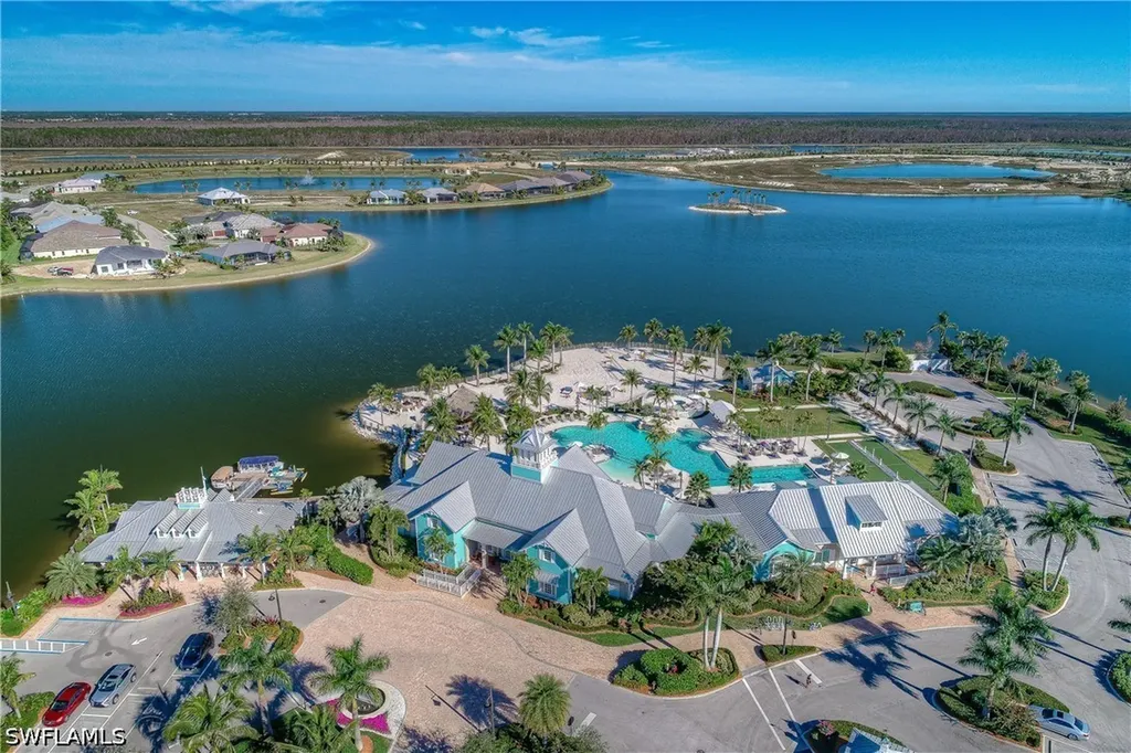 14559 Edgewater Circle Naples FL 34114