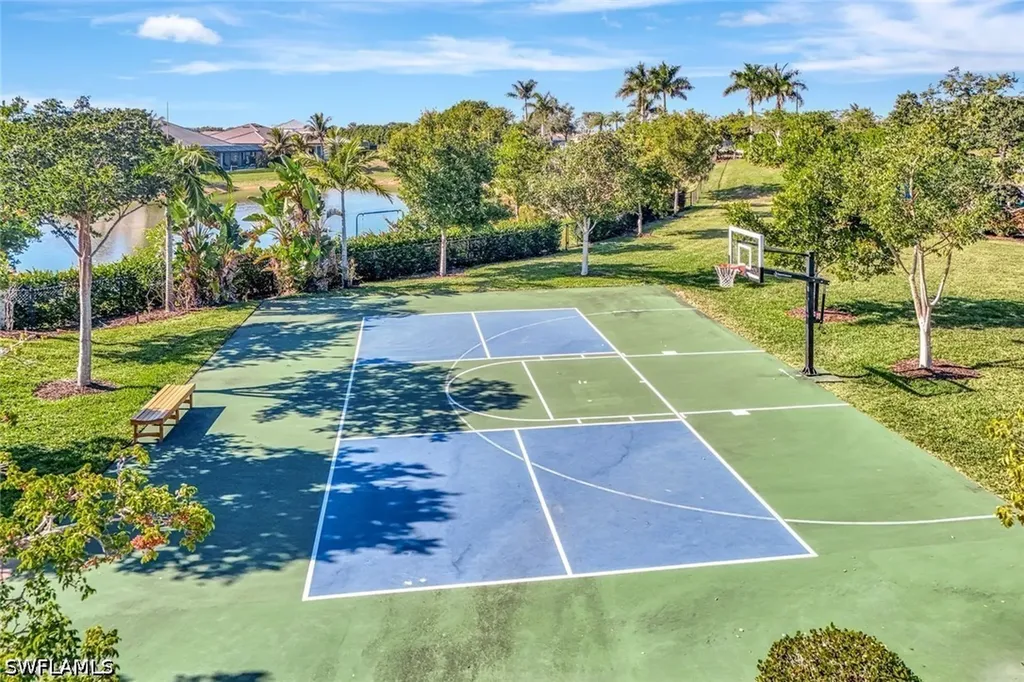 14559 Edgewater Circle Naples FL 34114