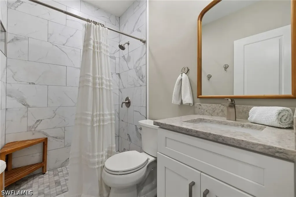 1942 Beach Parkway Cape Coral FL 33904