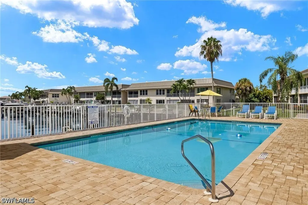 1942 Beach Parkway Cape Coral FL 33904