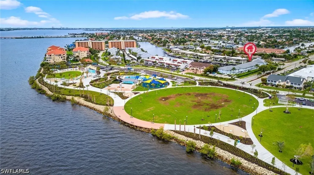 1942 Beach Parkway Cape Coral FL 33904