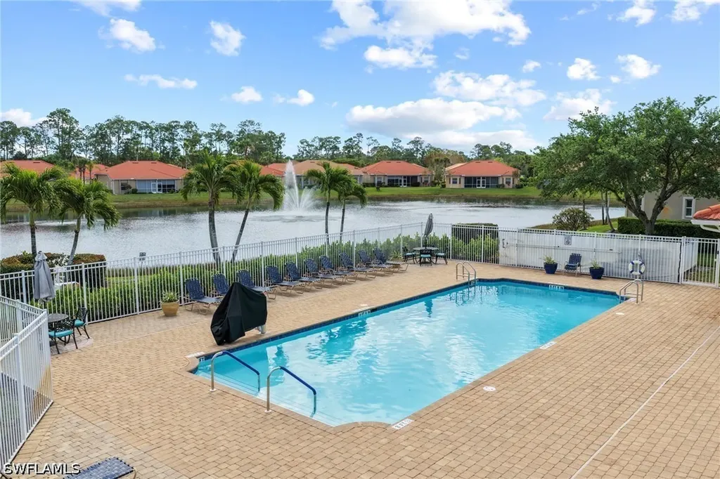 7821 Great Heron Way Naples FL 34104