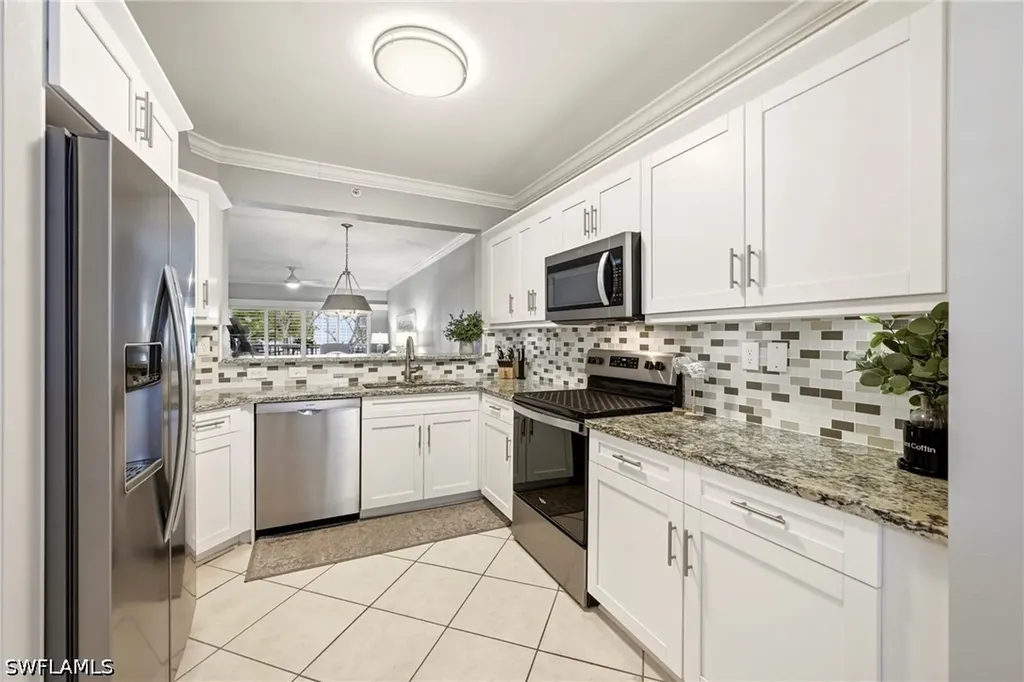 7821 Great Heron Way Naples FL 34104