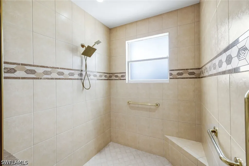 554 Avellino Isle Circle Naples FL 34119