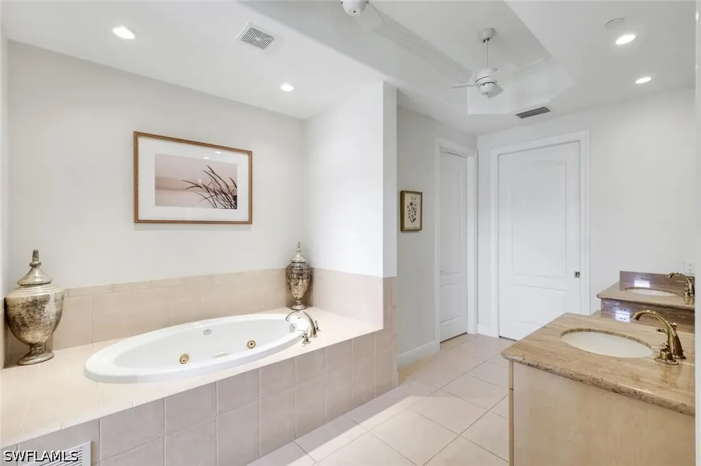 554 Avellino Isle Circle Naples FL 34119