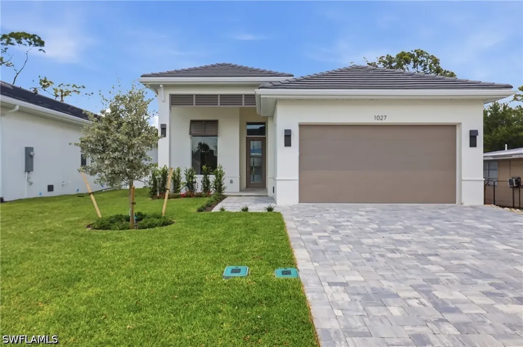 1027 Frank Whiteman Boulevard Naples FL 34103