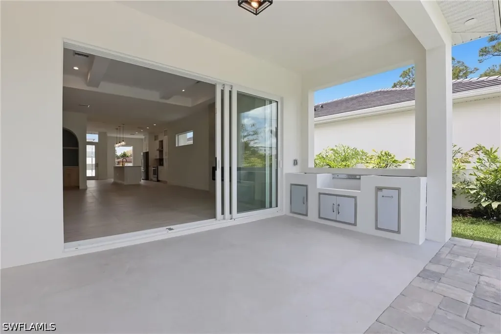1027 Frank Whiteman Boulevard Naples FL 34103