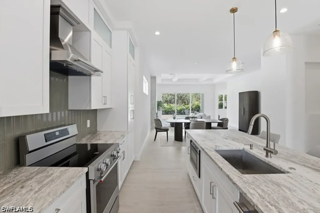 1027 Frank Whiteman Boulevard Naples FL 34103