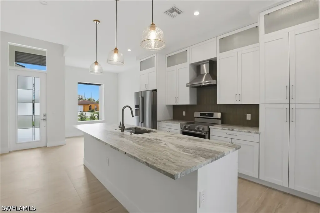 1027 Frank Whiteman Boulevard Naples FL 34103