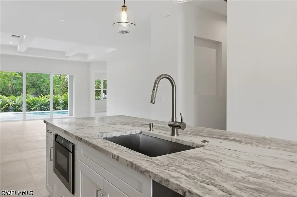 1027 Frank Whiteman Boulevard Naples FL 34103