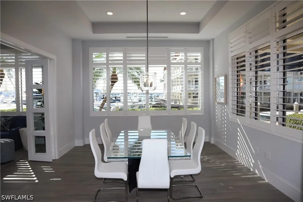 909 10th Street S Naples FL 34102