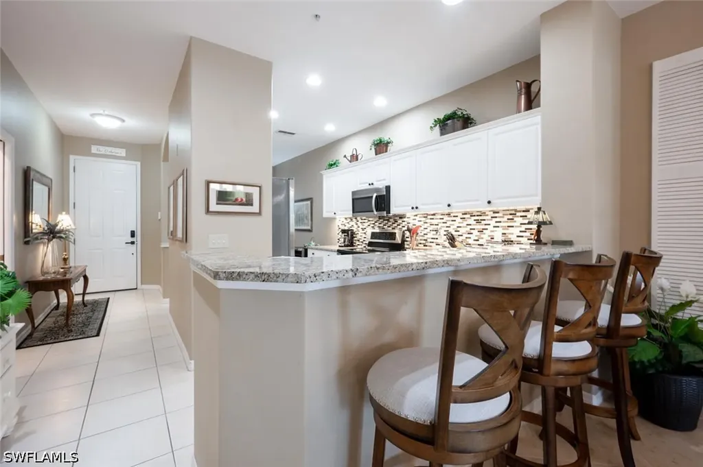 4844 Hampshire Court Naples FL 34112