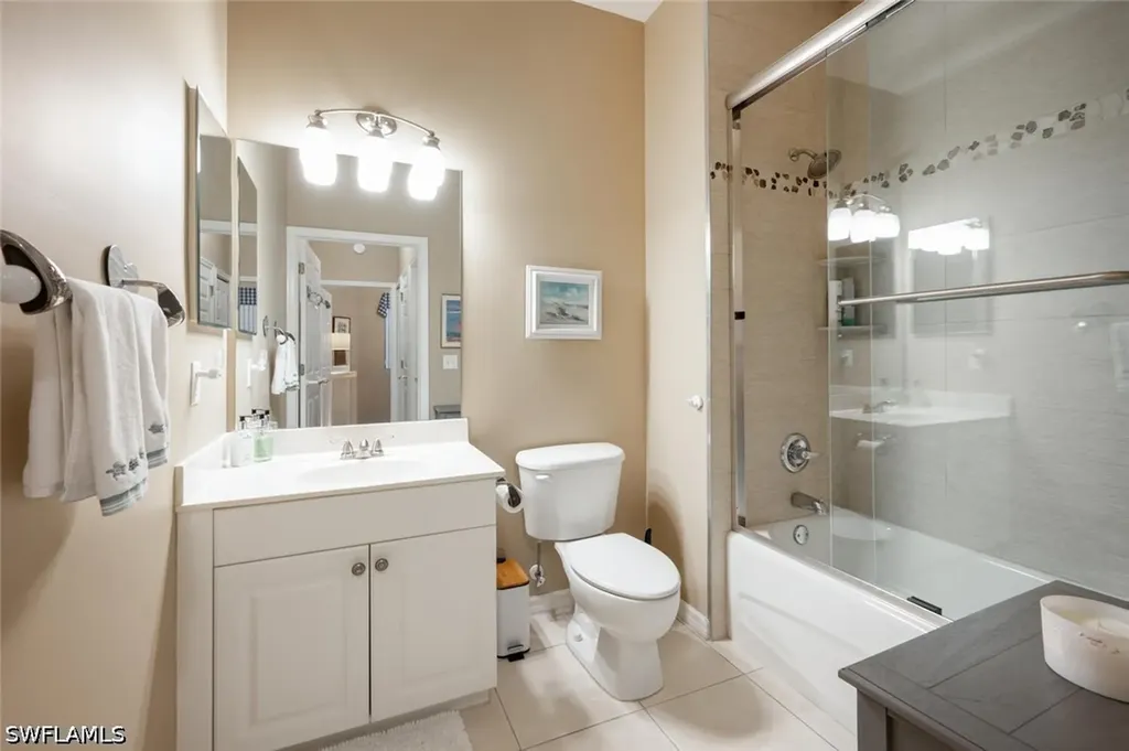 4844 Hampshire Court Naples FL 34112