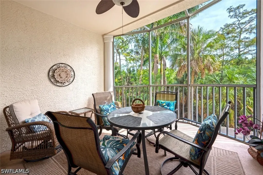 4844 Hampshire Court Naples FL 34112