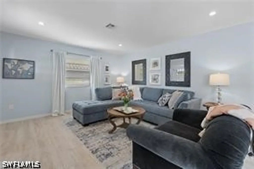 1435 Curlew Avenue Naples FL 34102