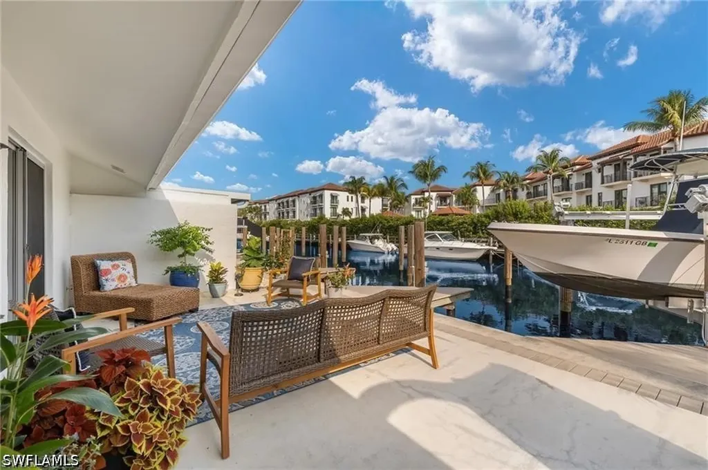1435 Curlew Avenue Naples FL 34102