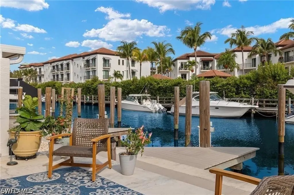 1435 Curlew Avenue Naples FL 34102