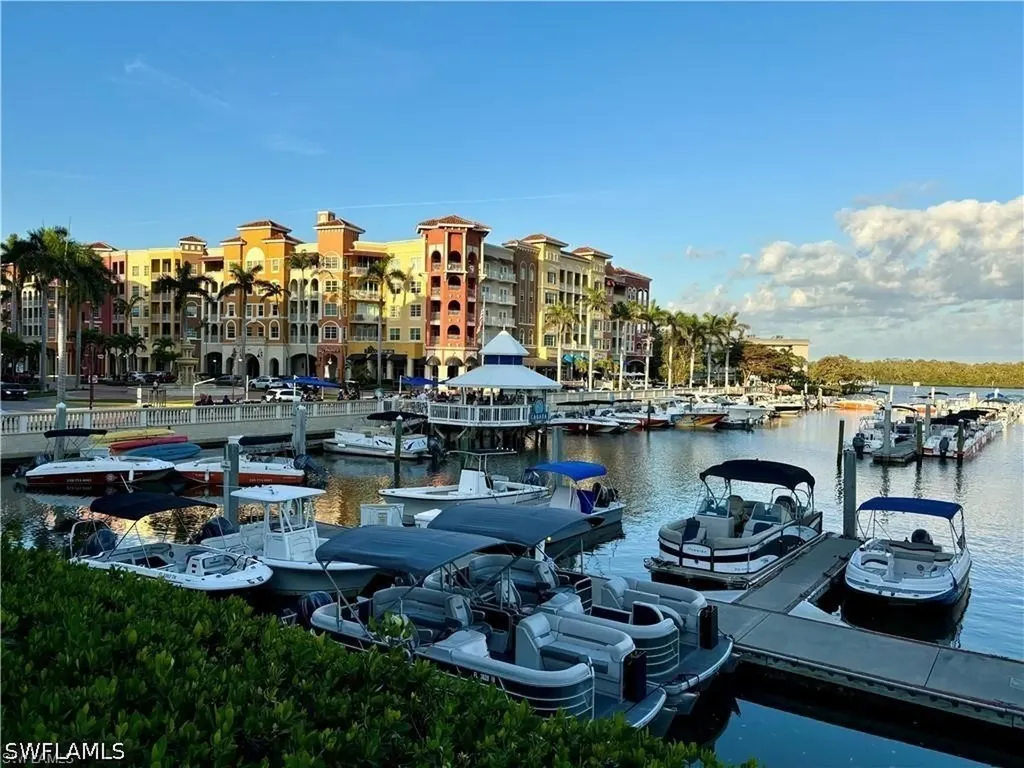 1435 Curlew Avenue Naples FL 34102