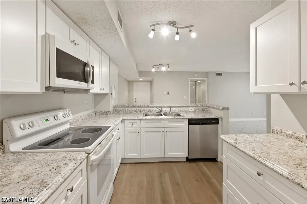 1865 Florida Club Drive Naples FL 34112