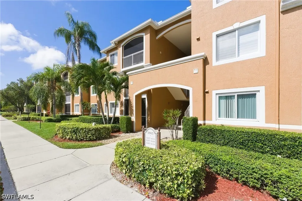 1865 Florida Club Drive Naples FL 34112