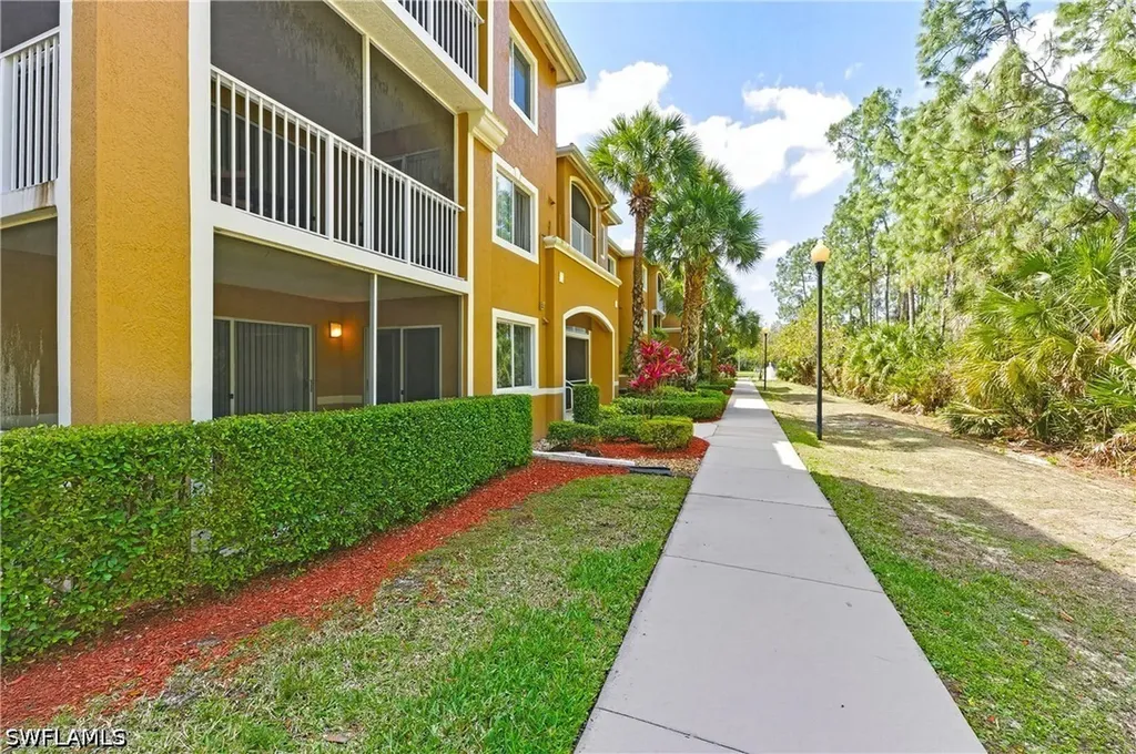 1865 Florida Club Drive Naples FL 34112