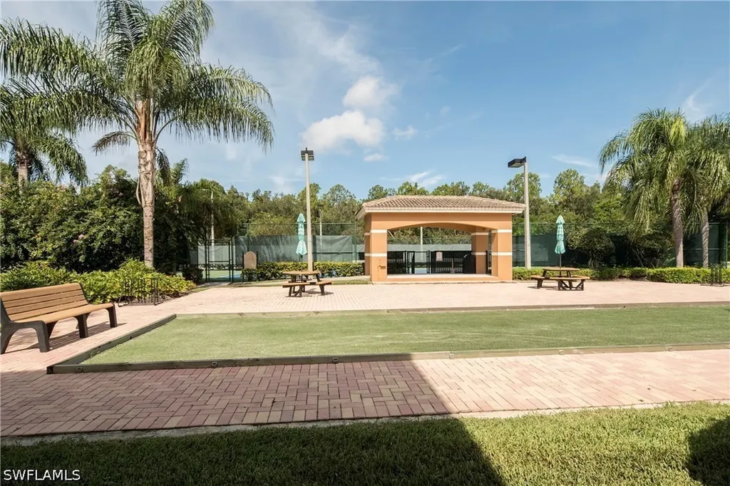 1865 Florida Club Drive Naples FL 34112