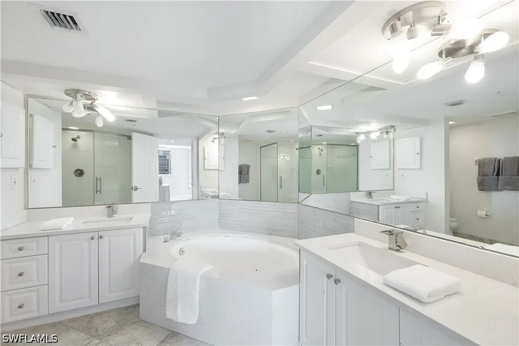 25 Bluebill Avenue Naples FL 34108