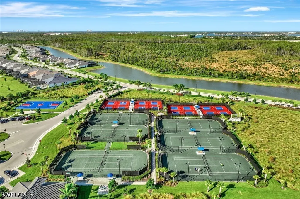18437 Wildblue Boulevard Fort Myers FL 33913
