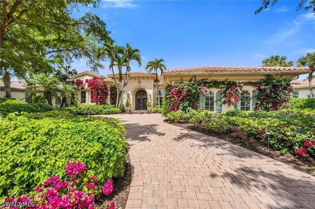 2045 Isla Vista Lane Naples FL 34105
