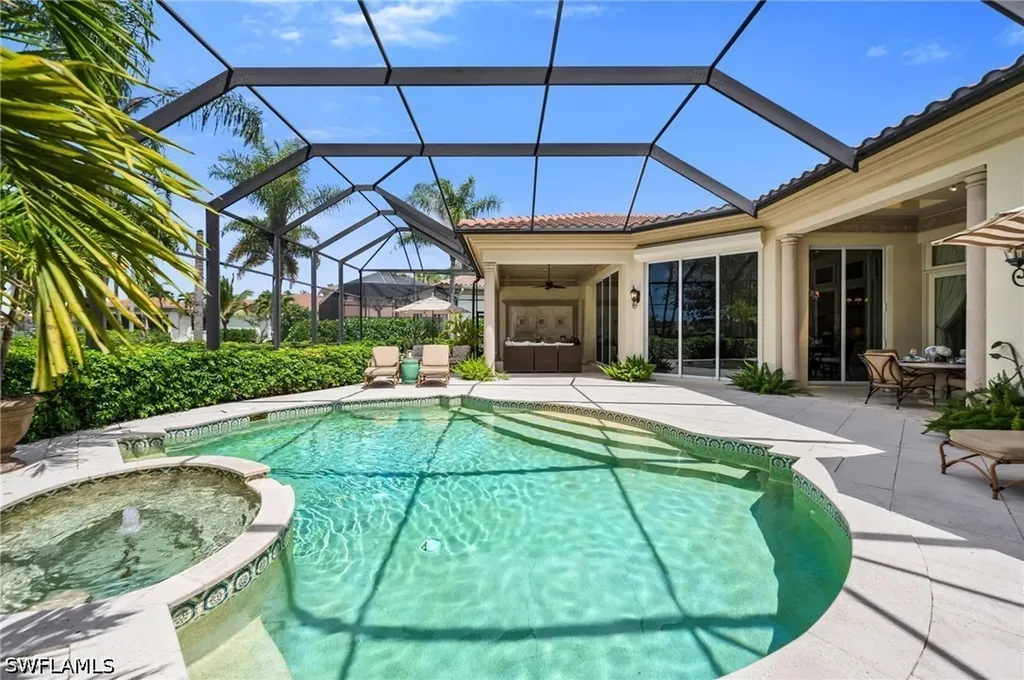 2045 Isla Vista Lane Naples FL 34105