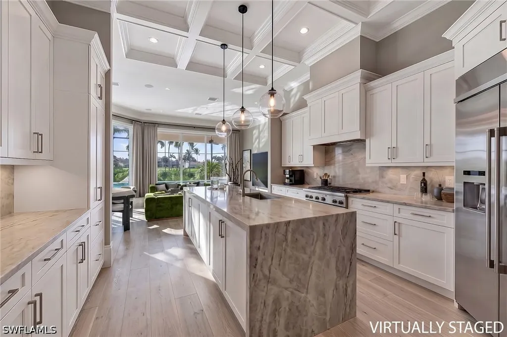 2045 Isla Vista Lane Naples FL 34105