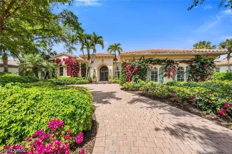 2045 Isla Vista Lane Naples FL 34105