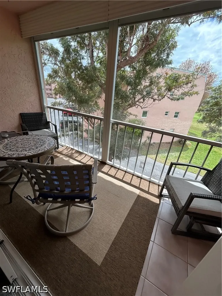 170 Turtle Lake Court Naples FL 34105