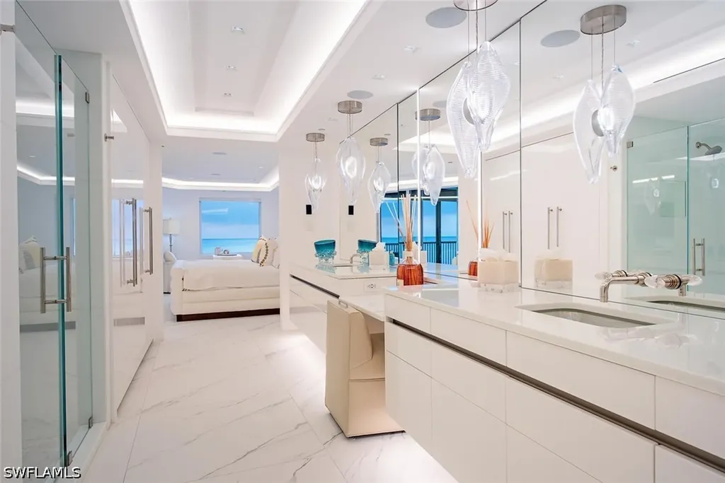 8665 Bay Colony Drive Naples FL 34108