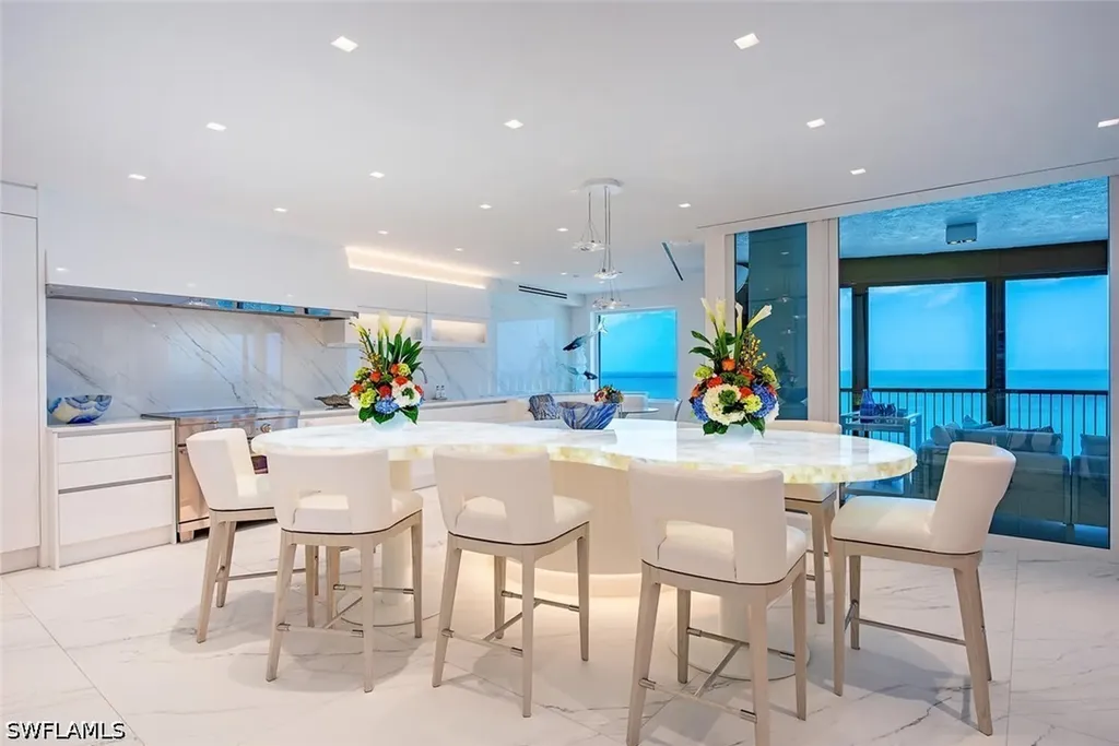 8665 Bay Colony Drive Naples FL 34108