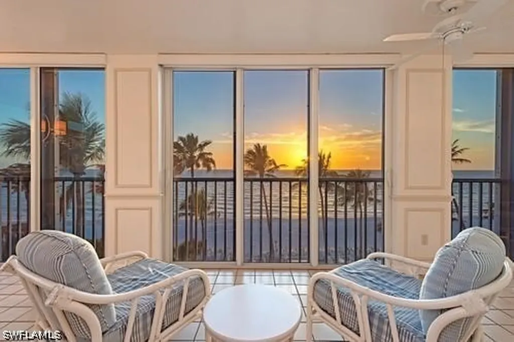 3377 Gulf Shore Boulevard N Naples FL 34103