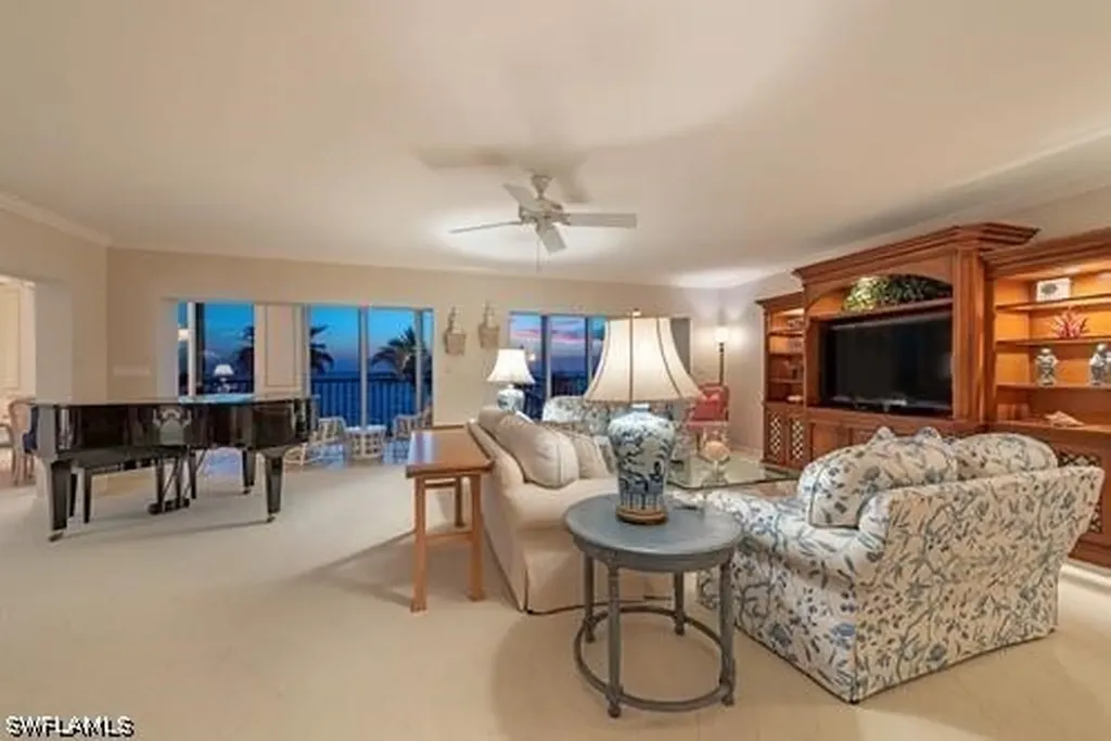 3377 Gulf Shore Boulevard N Naples FL 34103