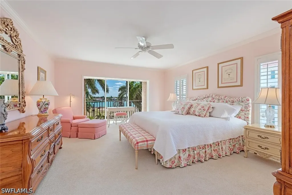 3377 Gulf Shore Boulevard N Naples FL 34103