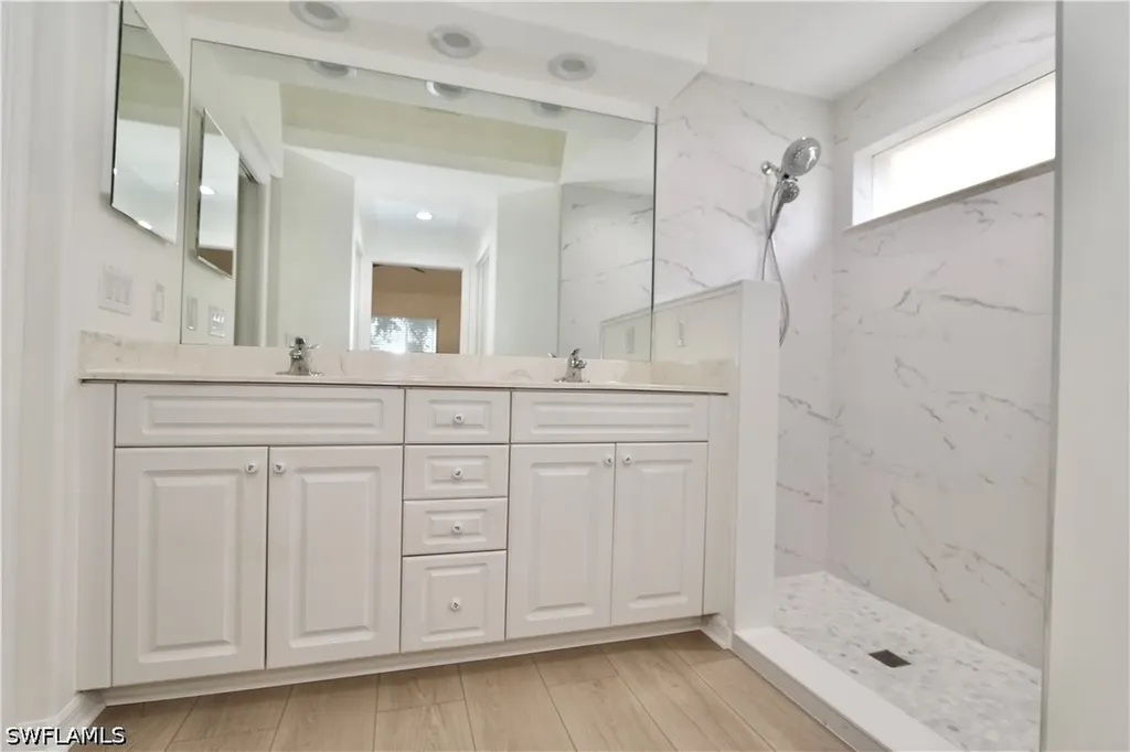 8196 Ibis Cove Circle Naples FL 34119