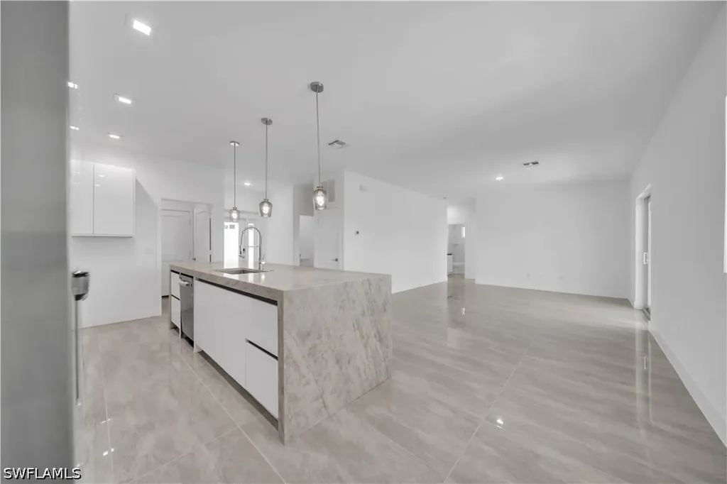 1142 Dutchess Street E Lehigh Acres FL 33974