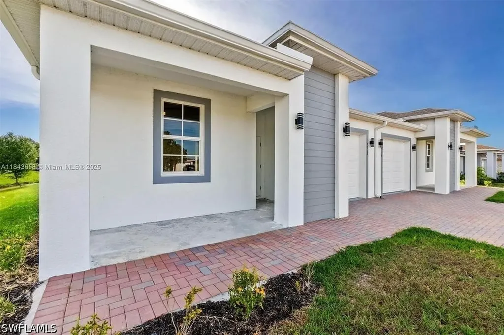 2516 Park Road Lehigh Acres FL 33971