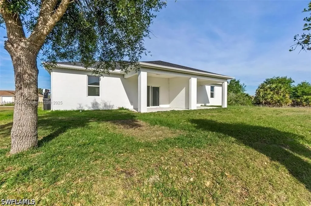 2516 Park Road Lehigh Acres FL 33971