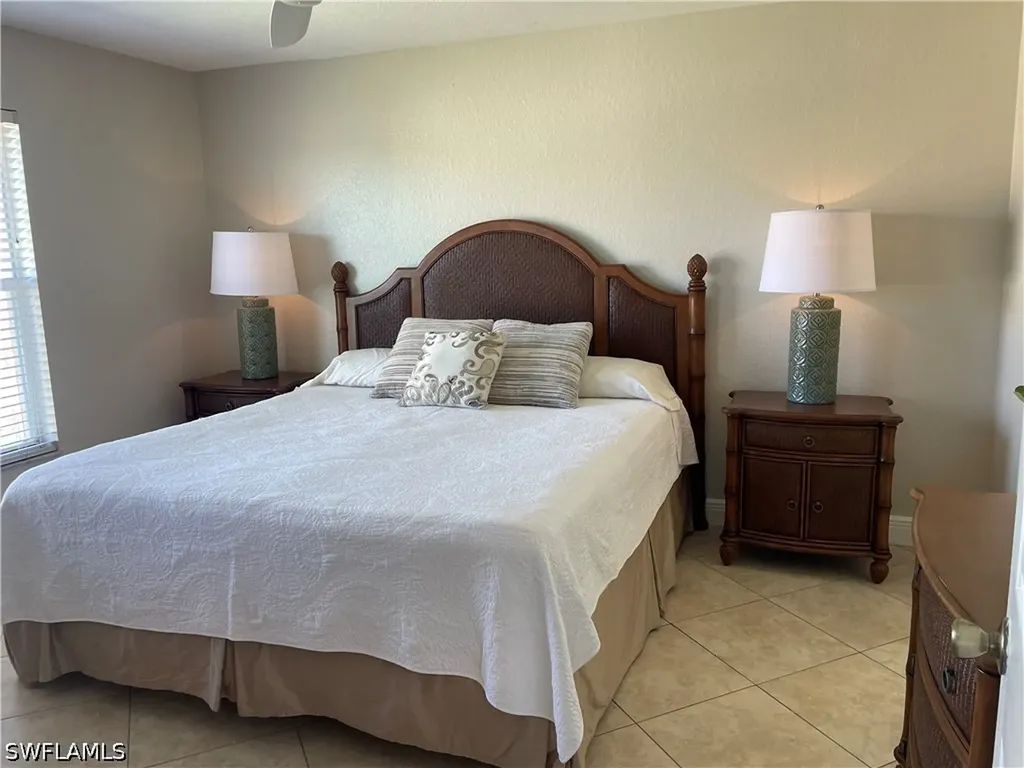 9640 Victoria Lane Naples FL 34109