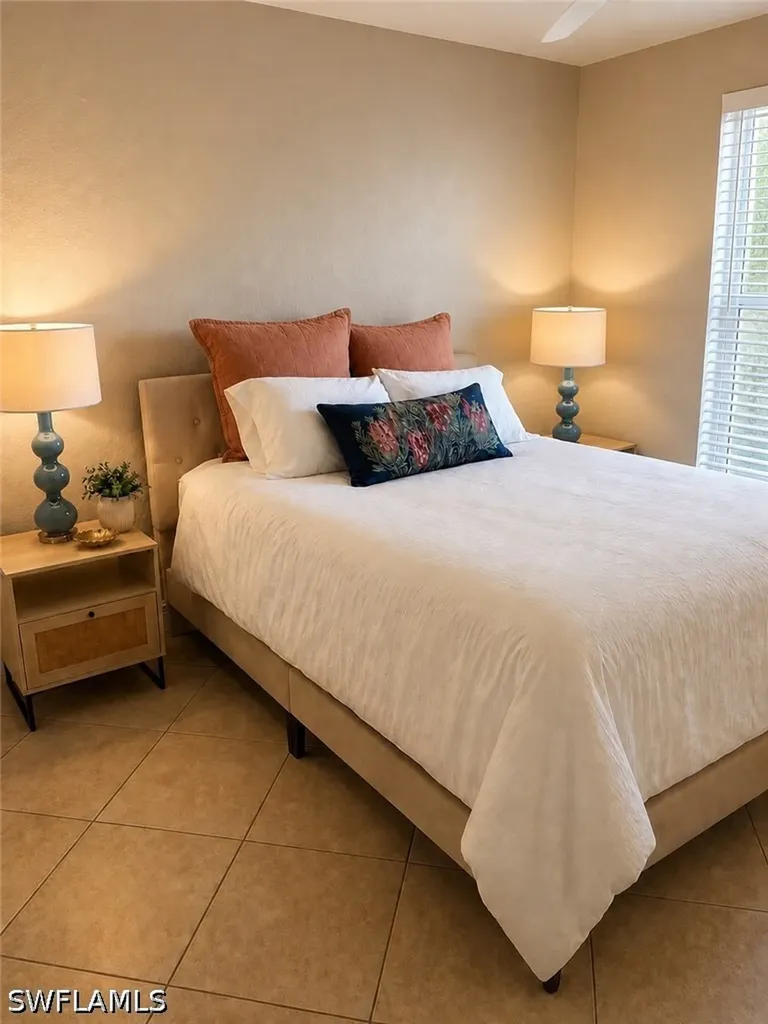 9640 Victoria Lane Naples FL 34109