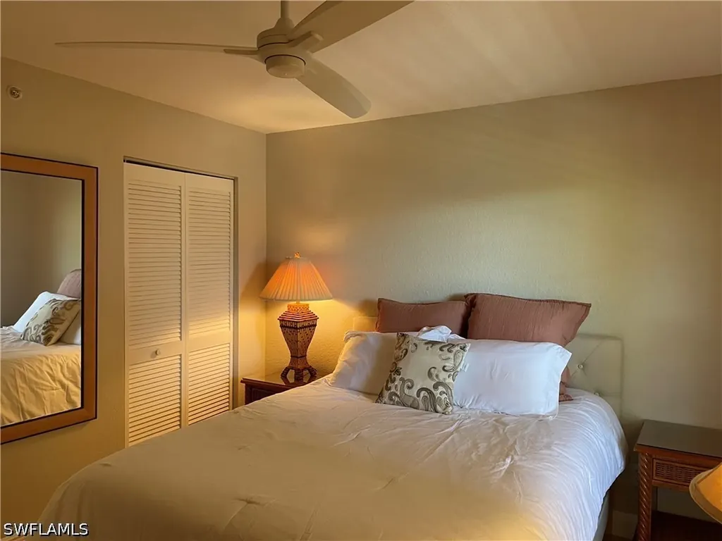 9640 Victoria Lane Naples FL 34109